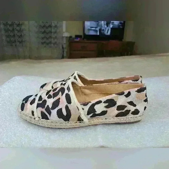 Schutz Shoes Women’s Espadrilles Size 8B Beige Leopard Prints Canvas - Picture 4 of 11